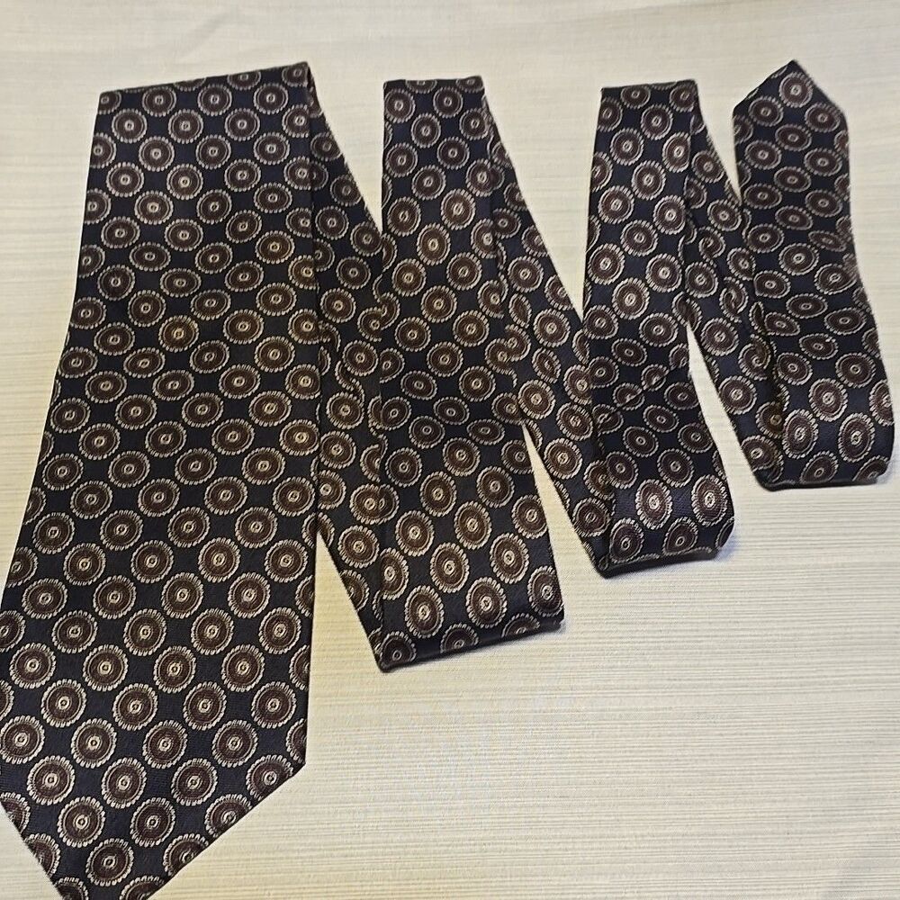 Oscar de la Renta Couture Silk Tie Paisley Geometric Coin Design Classic Formal